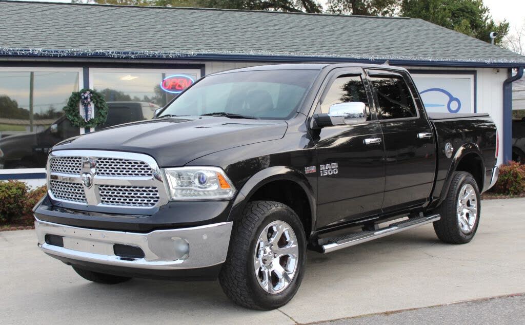 2016 RAM 1500 Laramie Crew Cab 4WD