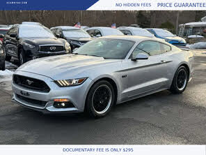 Ford Mustang GT Premium Coupe RWD