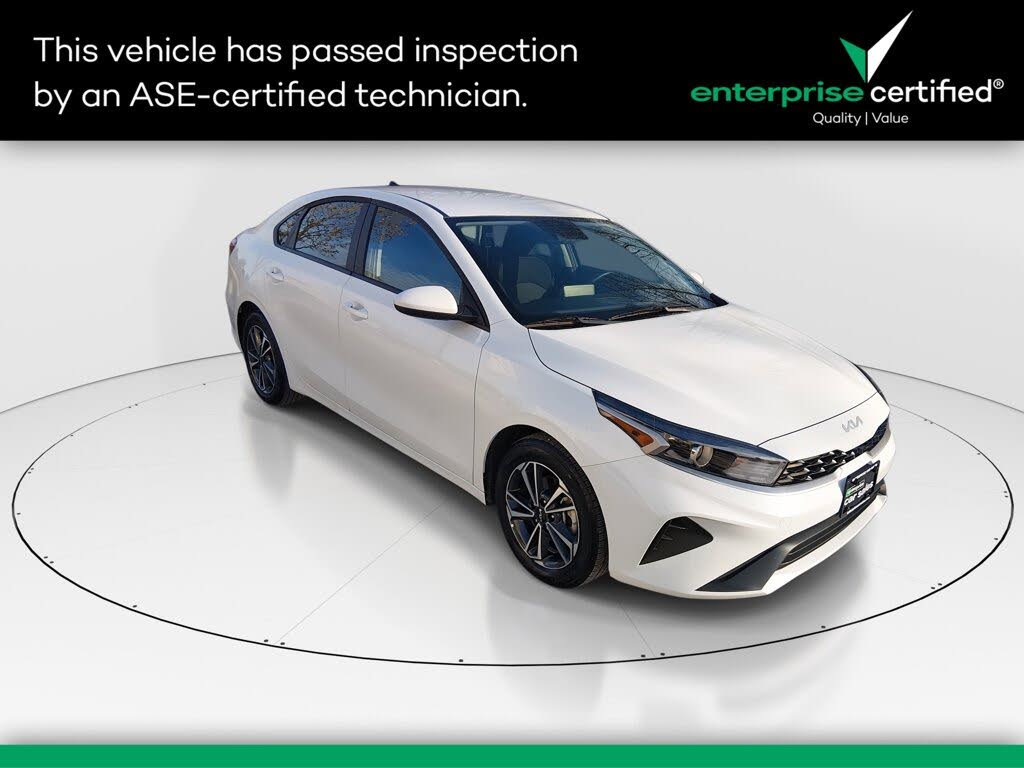 2024 Kia Forte LXS FWD