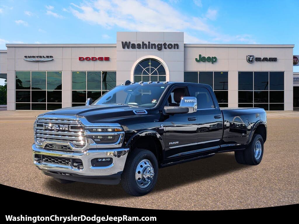 2026 RAM 3500 Limited Crew Cab LB DRW 4WD