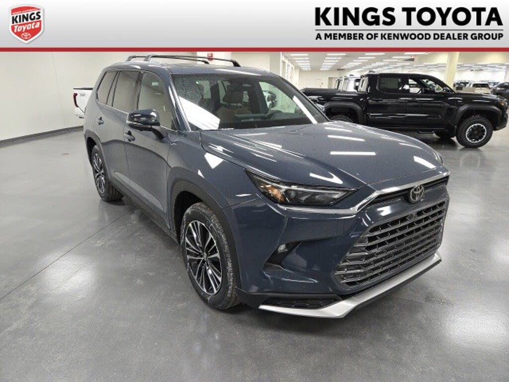 2026 Toyota Grand Highlander Hybrid MAX Platinum AWD