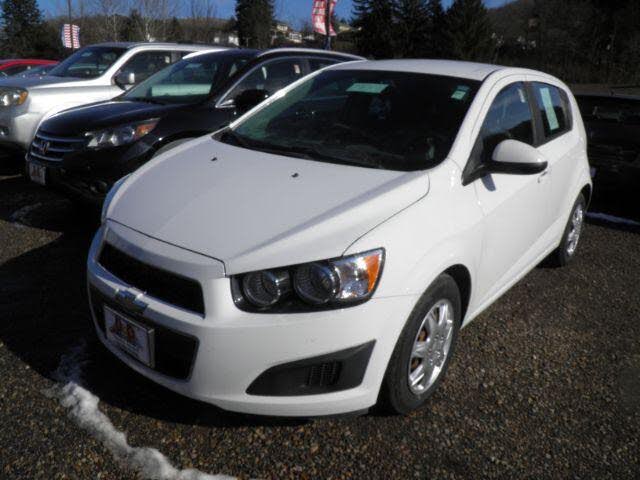 2014 Chevrolet Sonic LS Hatchback FWD
