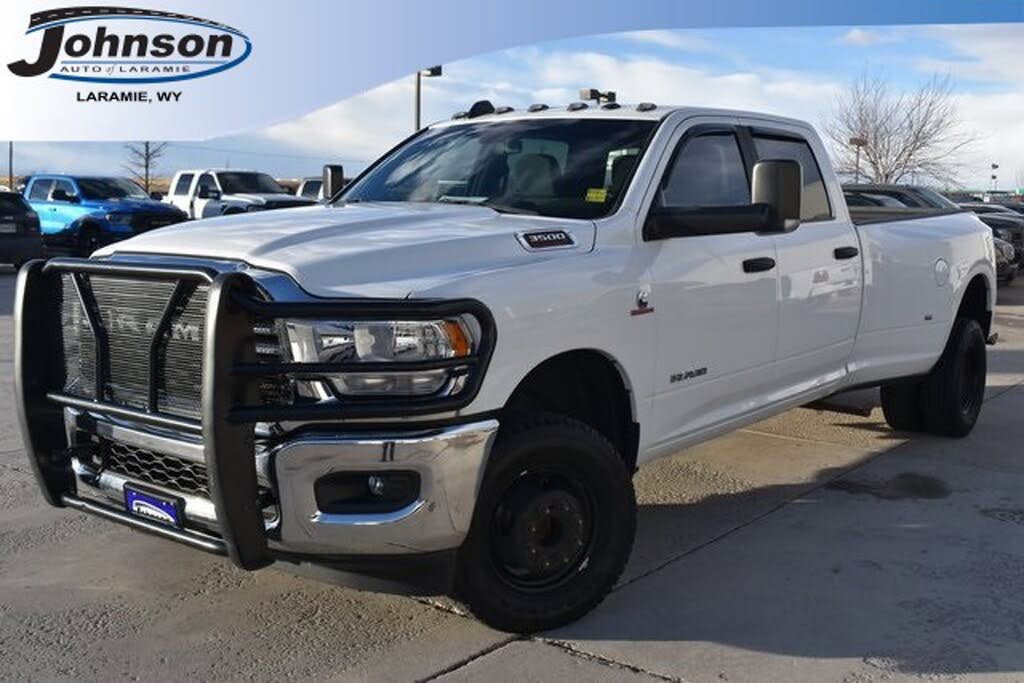 2022 RAM 3500 Big Horn Crew Cab LB DRW 4WD