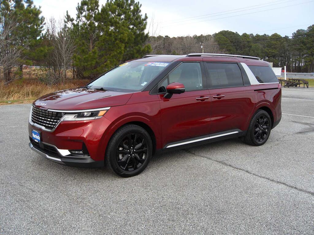 2024 Kia Carnival SX FWD
