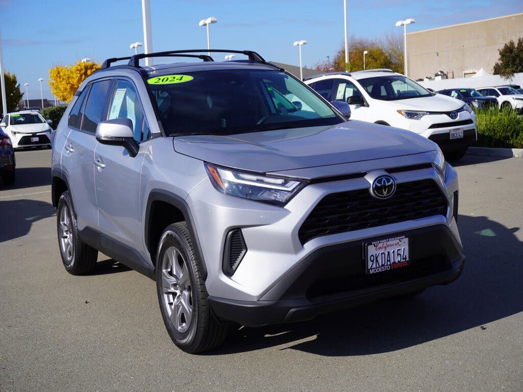 2024 Toyota RAV4 XLE AWD