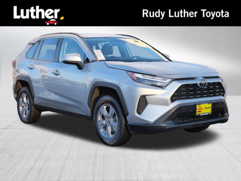 2024 Toyota RAV4 XLE AWD