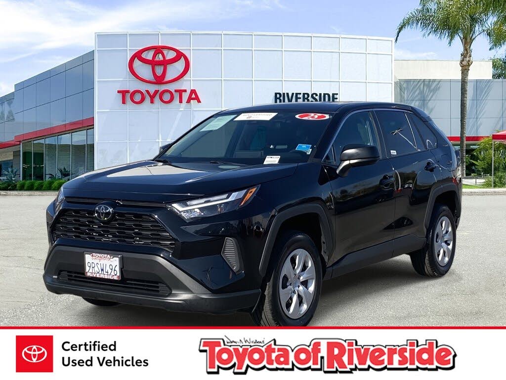 2025 Toyota RAV4 LE AWD