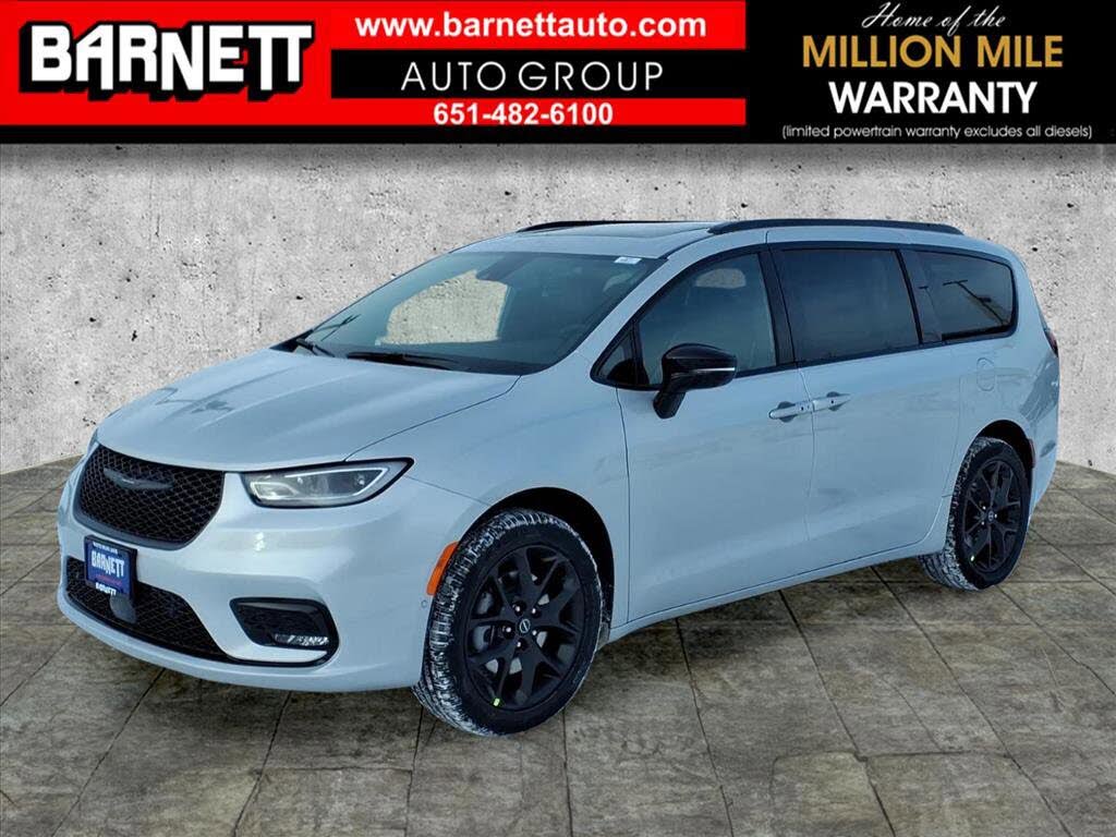 2026 Chrysler Pacifica Limited AWD