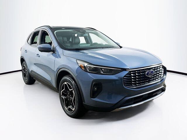 2026 Ford Escape Platinum AWD