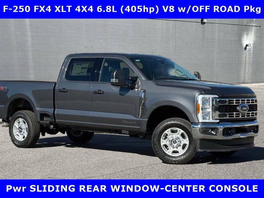 2026 Ford F-250 Super Duty XLT Crew Cab 4WD