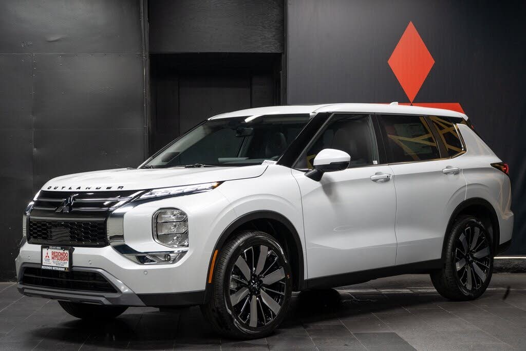 2026 Mitsubishi Outlander SE FWD