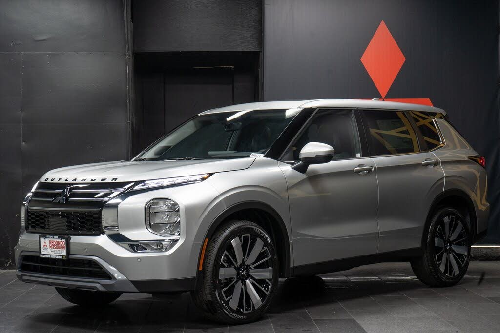 2026 Mitsubishi Outlander SE FWD