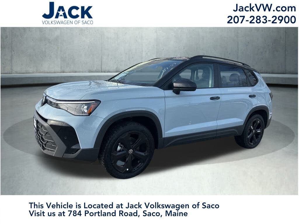 2026 Volkswagen Taos SE Black 4Motion