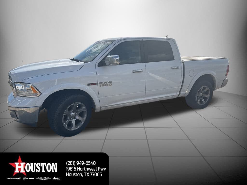 2017 RAM 1500 Laramie Crew Cab 4WD