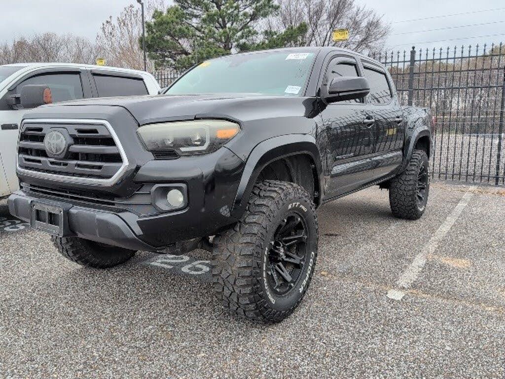 2018 Toyota Tacoma SR5 V6 Double Cab RWD