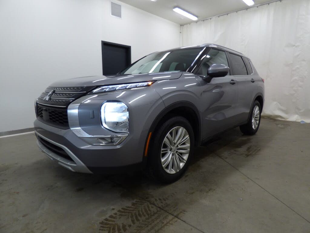 Mitsubishi Outlander SE S-AWC 2023