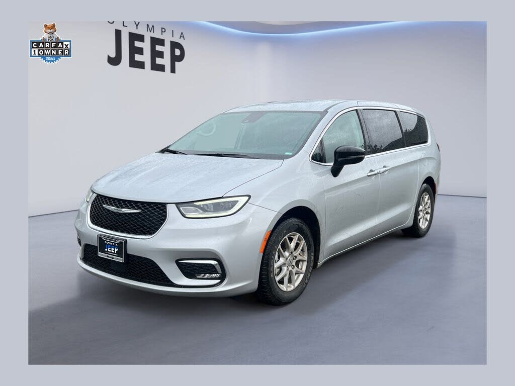 2024 Chrysler Pacifica Touring L FWD