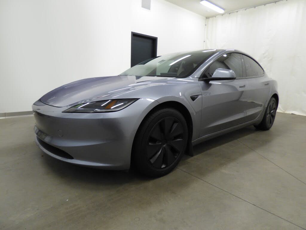 2025 Tesla Model 3 Long Range AWD