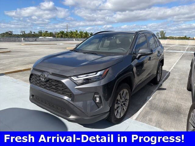 2025 Toyota RAV4 XLE Premium FWD