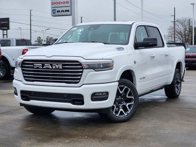 2026 RAM 1500 Laramie Crew Cab 4WD