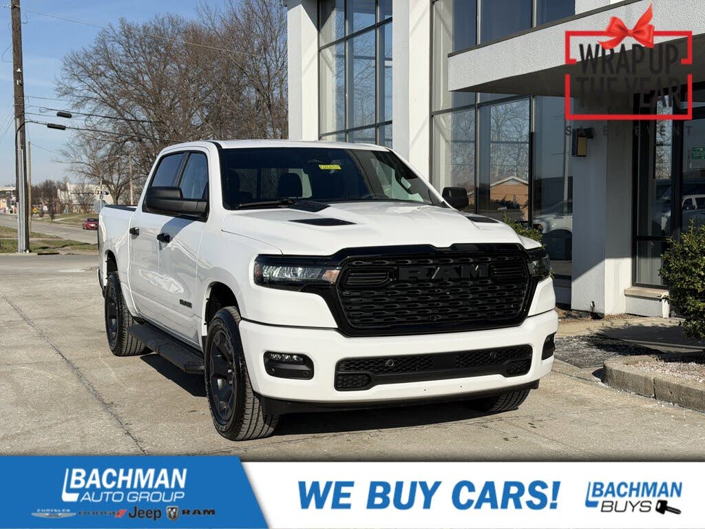 2026 RAM 1500 Express Crew Cab 4WD