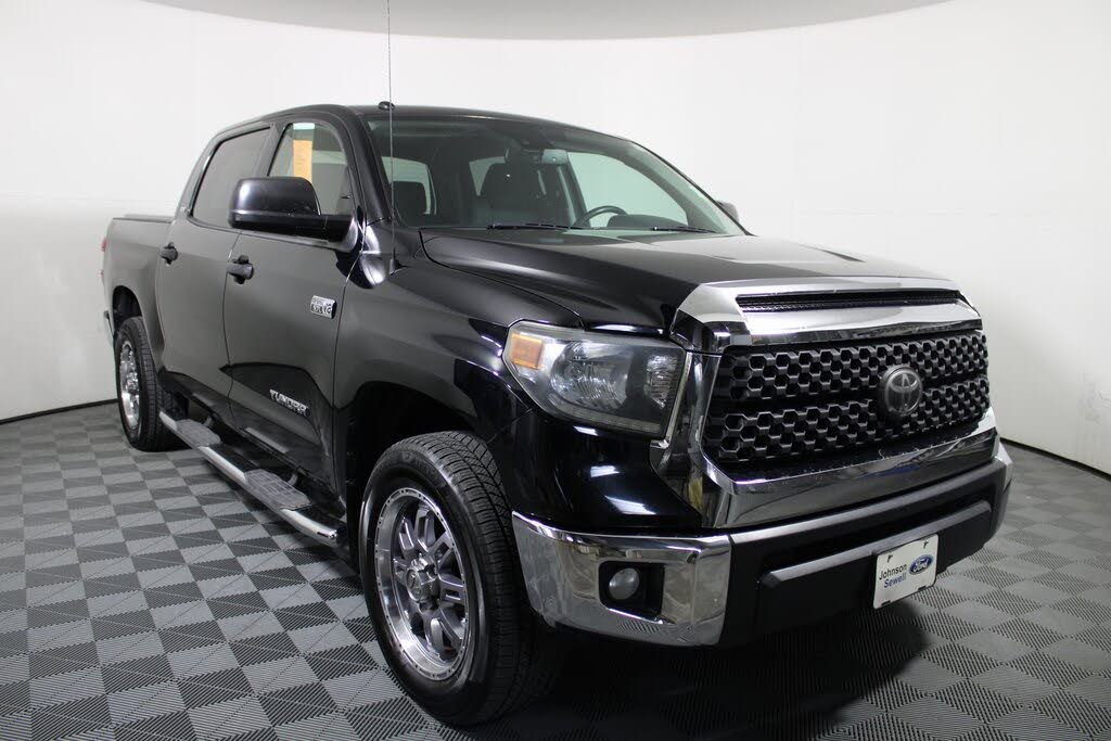2018 Toyota Tundra SR5 CrewMax 5.7L FFV 4WD