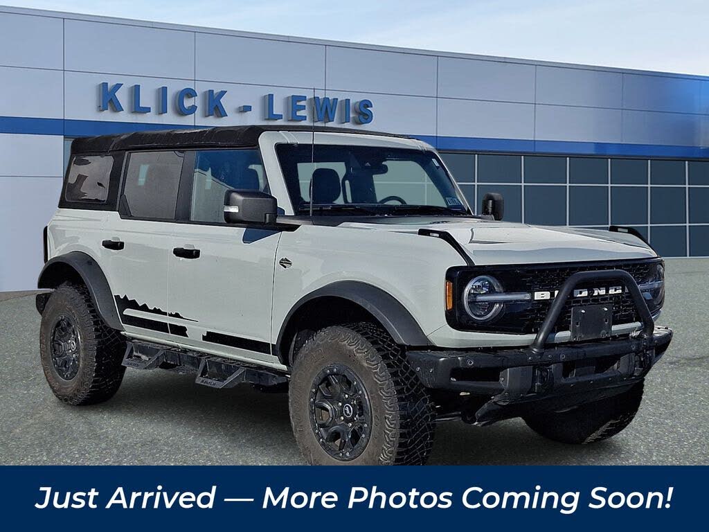 2022 Ford Bronco Wildtrak Advanced 4-Door 4WD