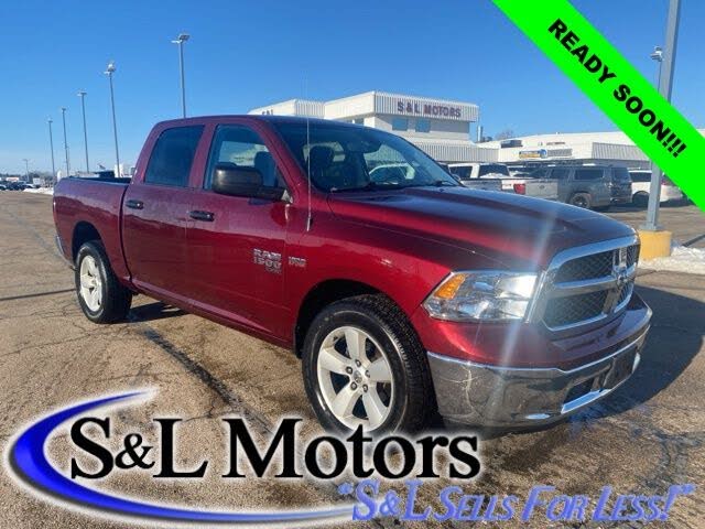 2022 RAM 1500 Classic SLT Crew Cab 4WD