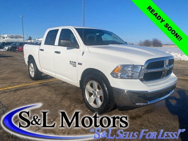 2022 RAM 1500 Classic SLT Crew Cab 4WD
