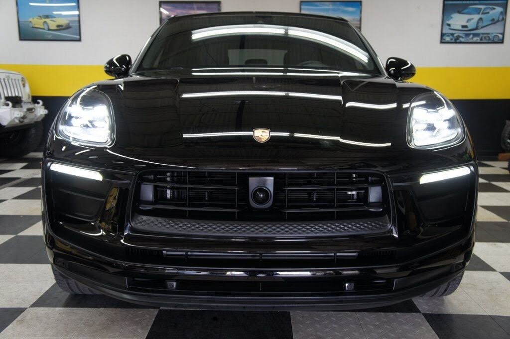 2024 Porsche Macan AWD