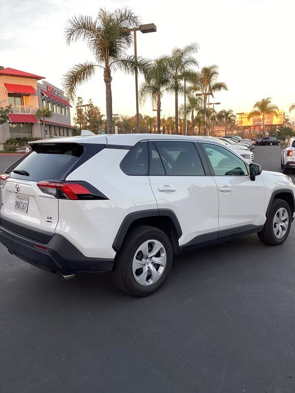 2024 Toyota RAV4 LE AWD