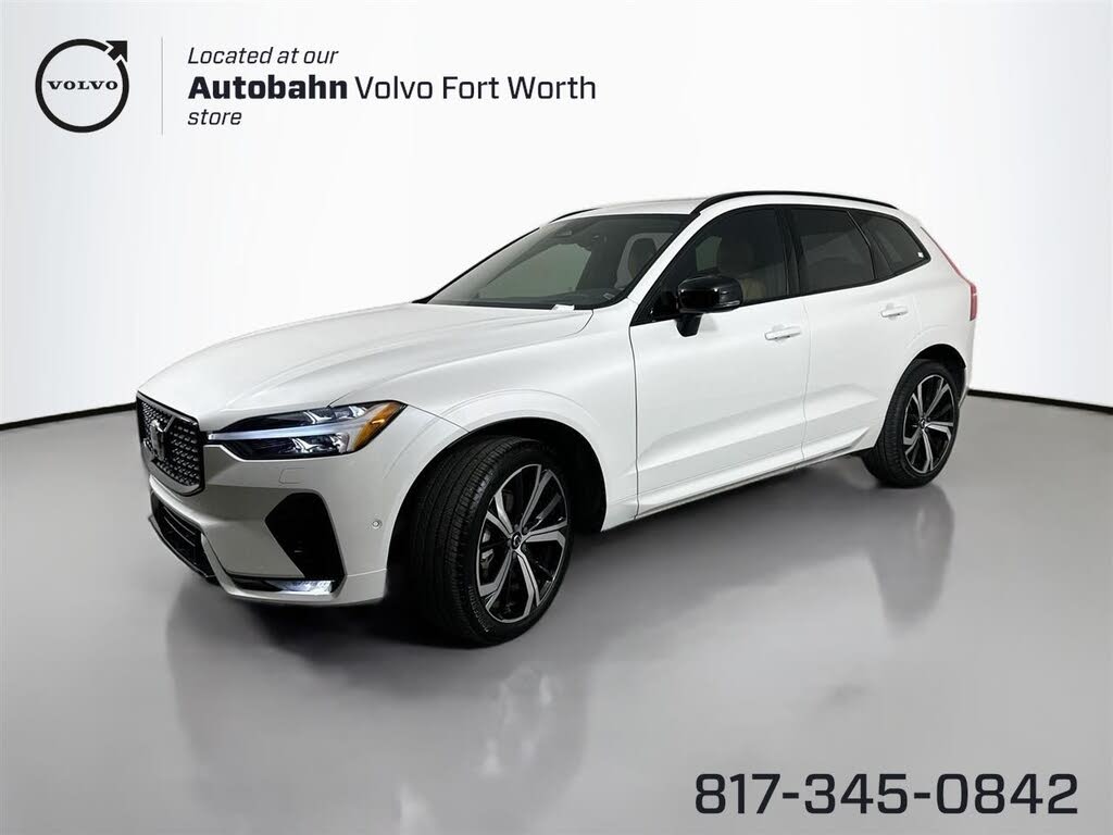 2024 Volvo XC60 B5 Ultimate Dark Theme AWD