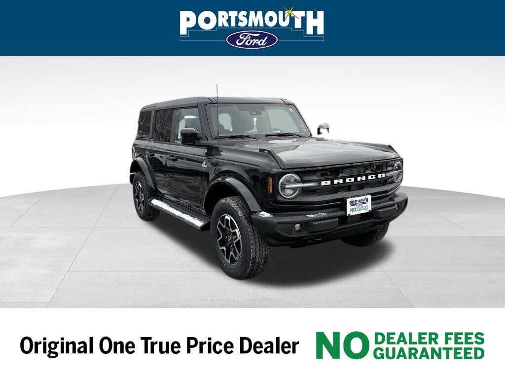 2025 Ford Bronco Outer Banks 4-Door 4WD