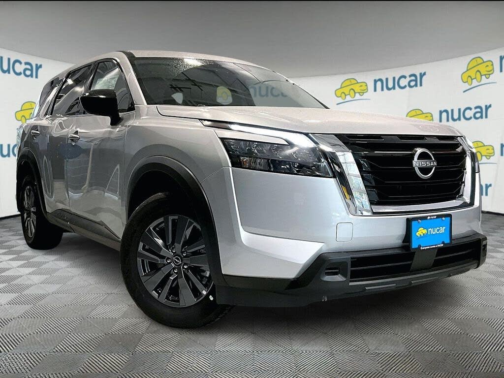 2025 Nissan Pathfinder S 4WD