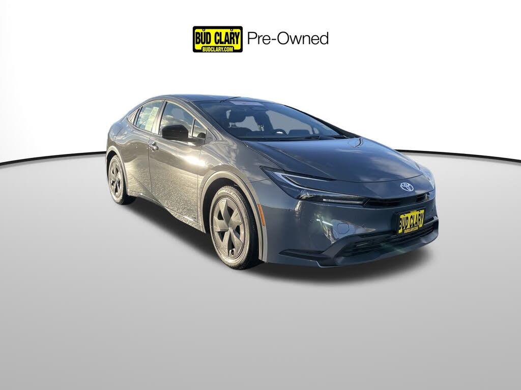 2025 Toyota Prius LE AWD