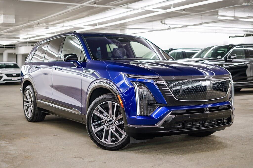 2026 Cadillac VISTIQ Sport AWD