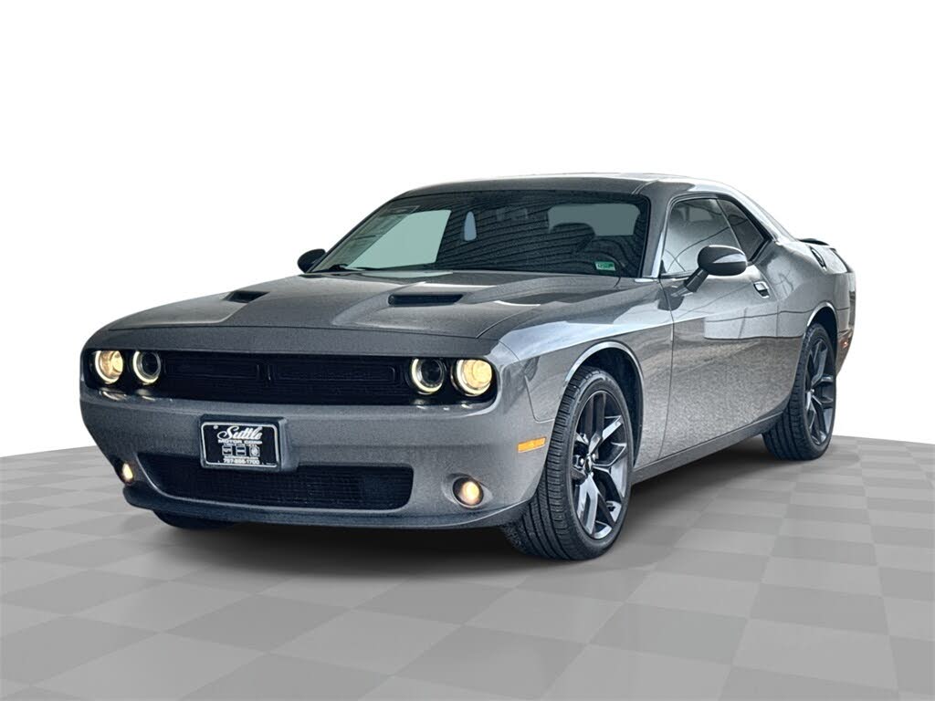 2019 Dodge Challenger SXT RWD