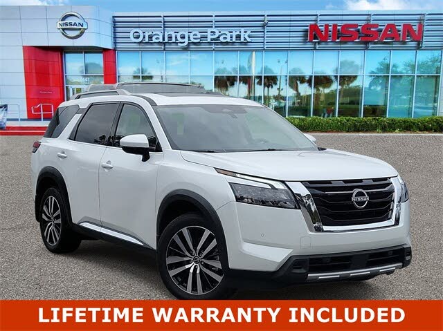 2025 Nissan Pathfinder Platinum 4WD