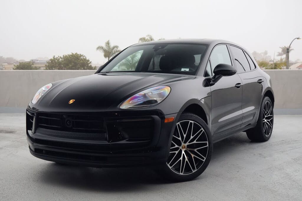 2025 Porsche Macan