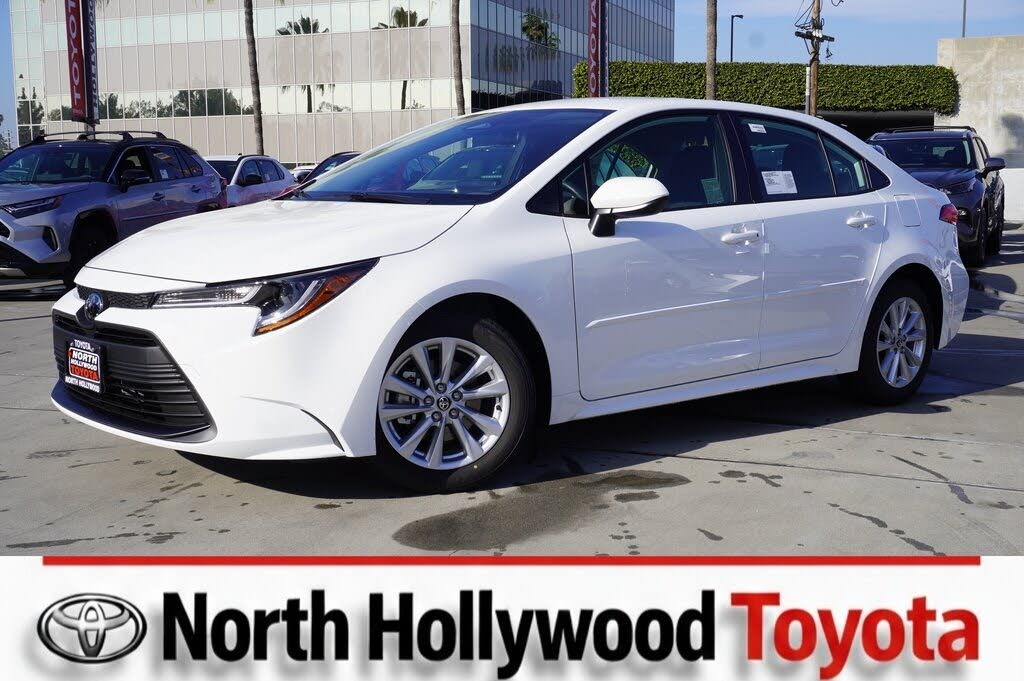 2026 Toyota Corolla LE FWD