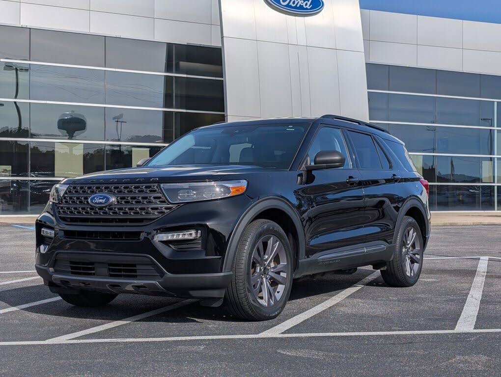 2021 Ford Explorer XLT RWD