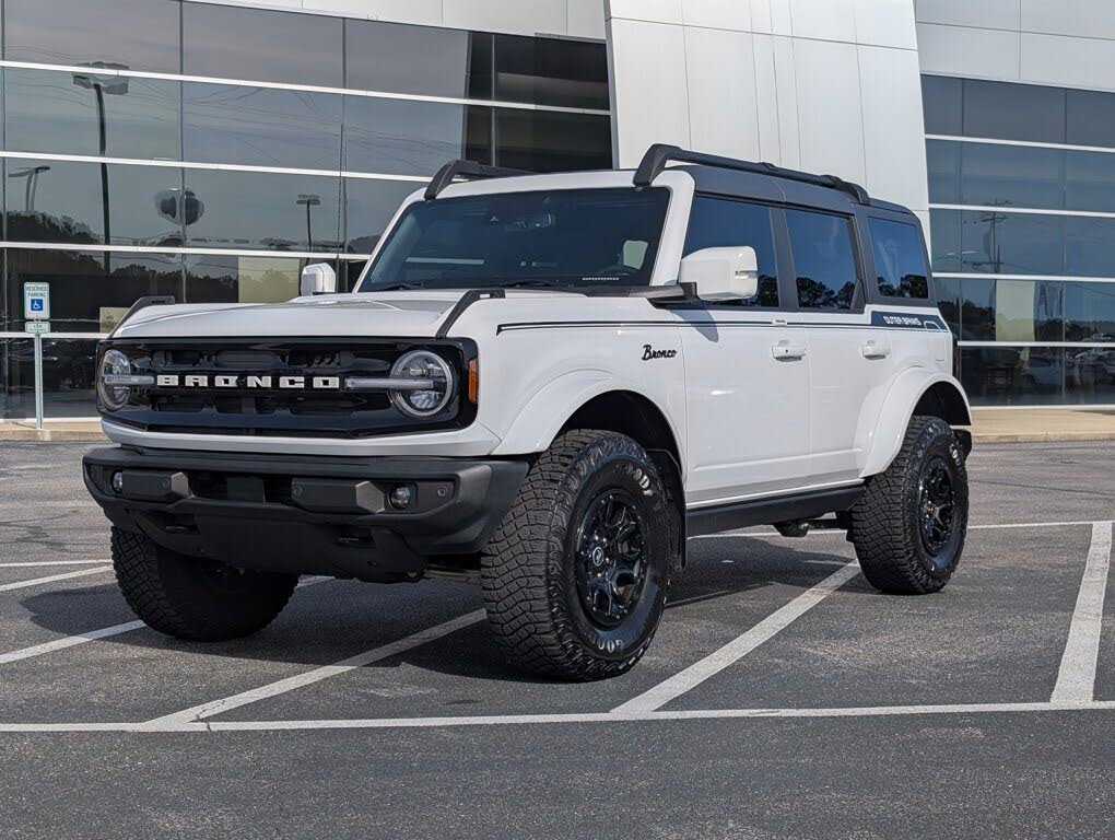 2023 Ford Bronco Outer Banks Advanced 4-Door 4WD