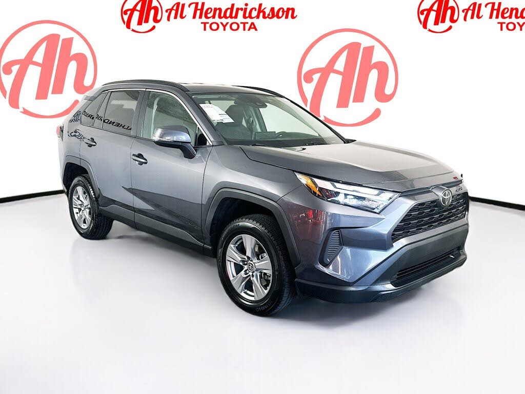 2024 Toyota RAV4 XLE FWD
