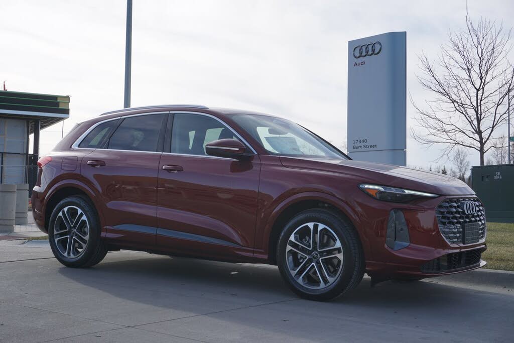 2025 Audi Q5 quattro Prestige 40 TFSI