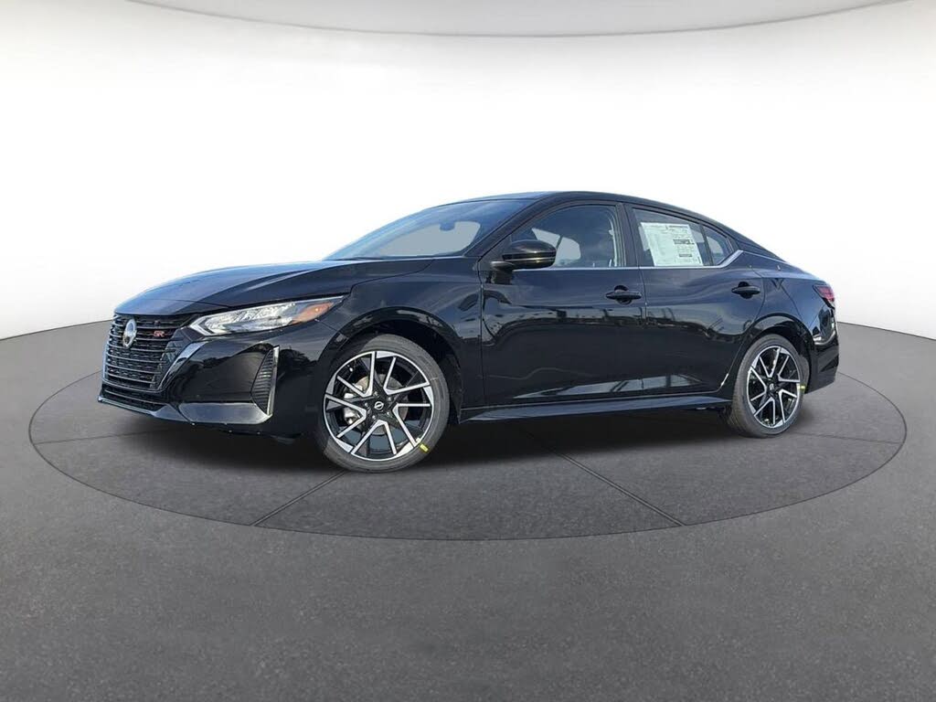 2025 Nissan Sentra SR FWD