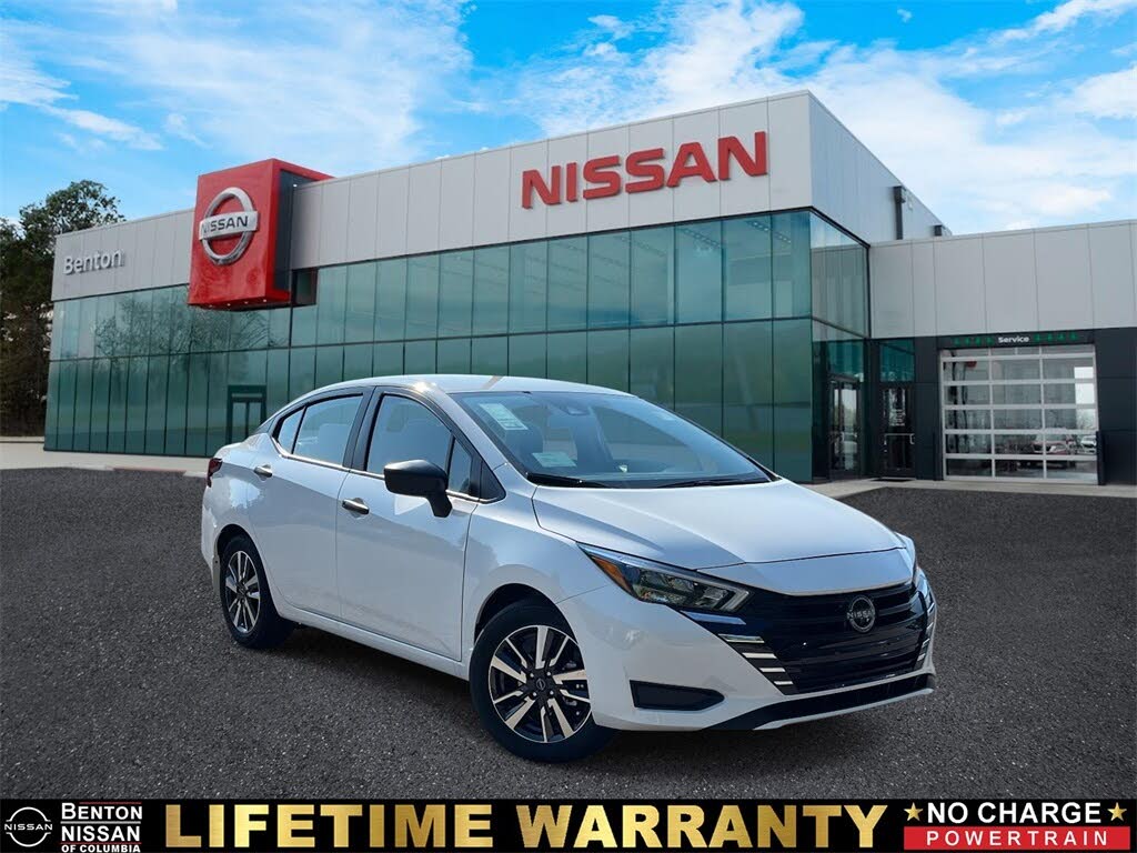 2025 Nissan Versa S FWD