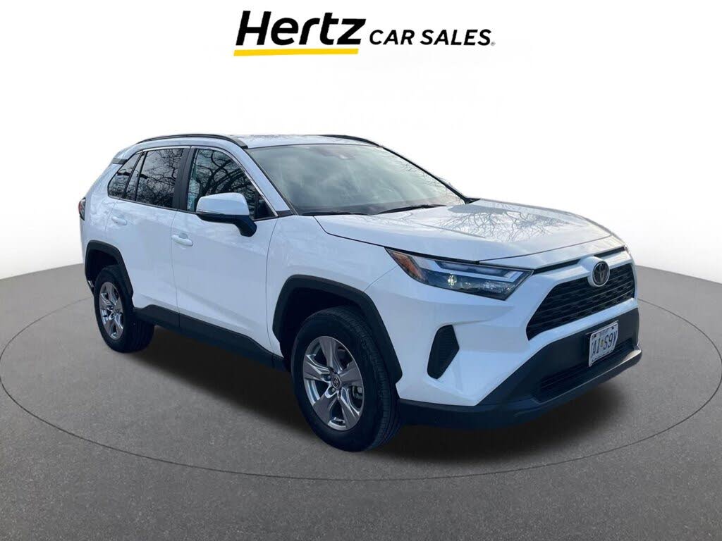2025 Toyota RAV4 XLE FWD