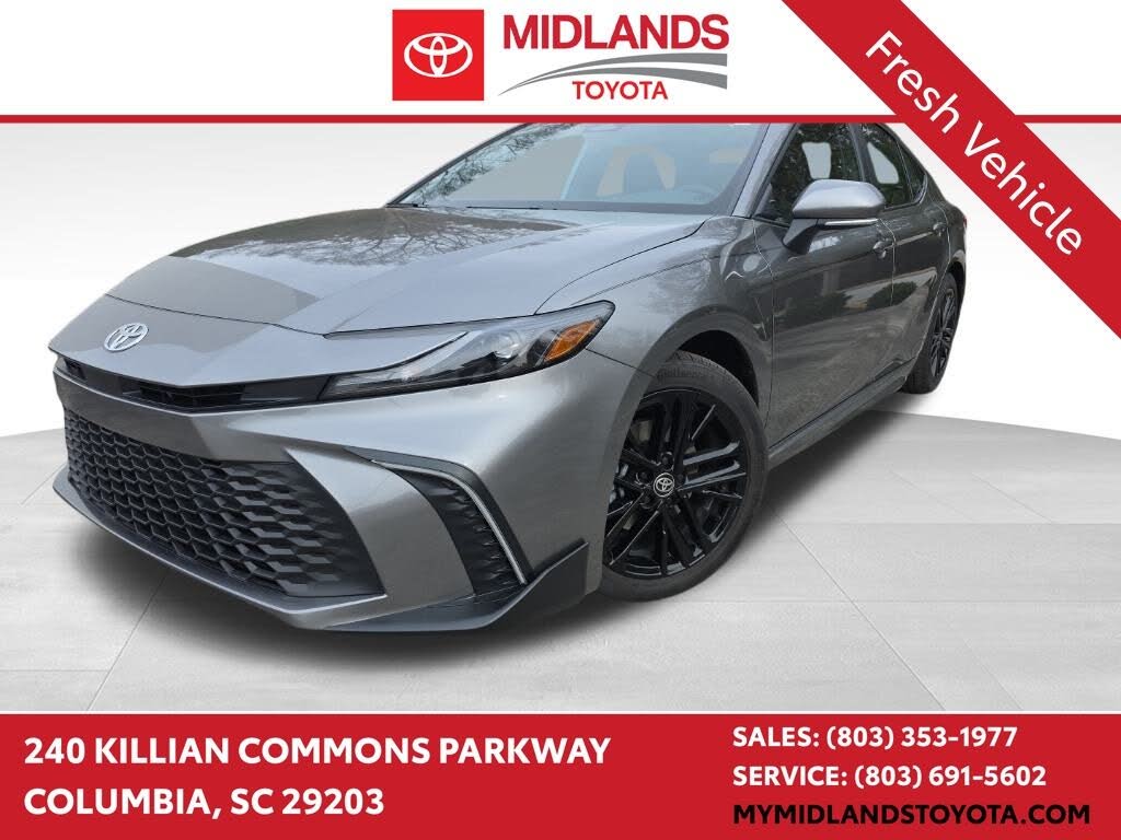 2026 Toyota Camry SE FWD