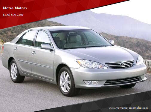 2005 Toyota Camry XLE V6 FWD