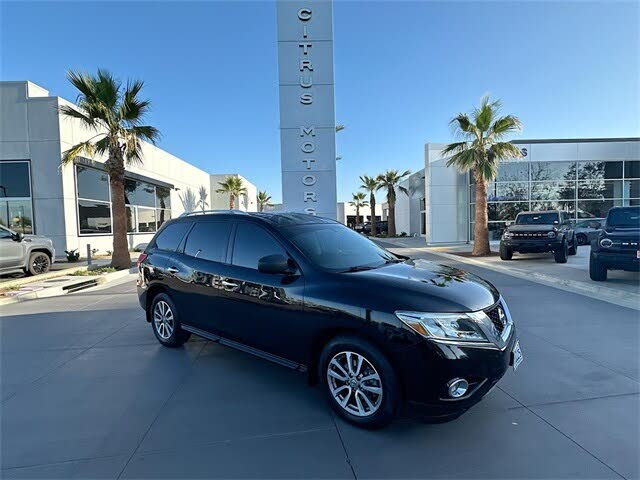 2015 Nissan Pathfinder SV